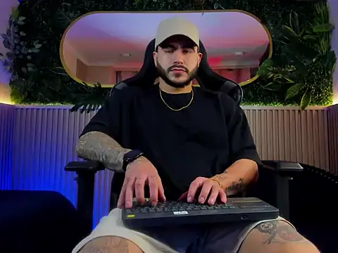 Snapshot of Dante_Dimarco chatting on 10, 11, 2025 Dante Dimarco online show from 10, 11, 2025