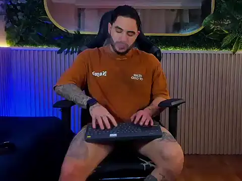 Snapshot of Dante_Dimarco chatting on 16, 11, 2025 Dante Dimarco online show from 16, 11, 2025