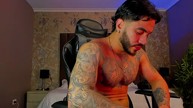 Snapshot of Dante_Dimarco chatting on 2, 11, 2025 Dante Dimarco online show from 2, 11, 2025