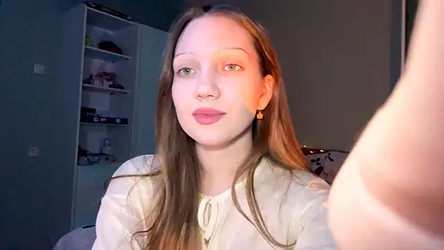 Snapshot of EmiIyKitty chatting on 28, 9, 2025 EmiIyKitty online show from 28, 9, 2025