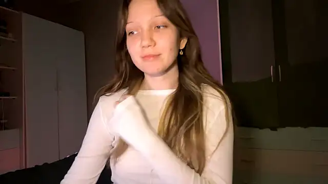 Snapshot of EmiIyKitty chatting on 1, 3, 2026 EmiIyKitty online show from 1, 3, 2026