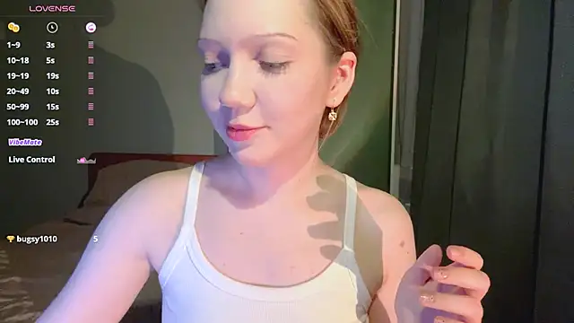 Snapshot of EmiIyKitty chatting on 22, 11, 2025 EmiIyKitty online show from 22, 11, 2025