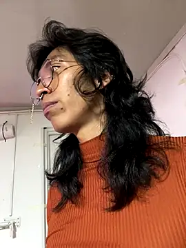 MadamLeRouge online show from 29, 11, 2025