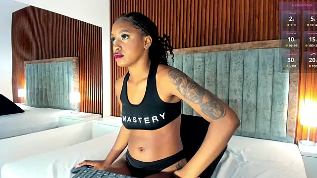 AmaraFierce online show from 13, 11, 2025