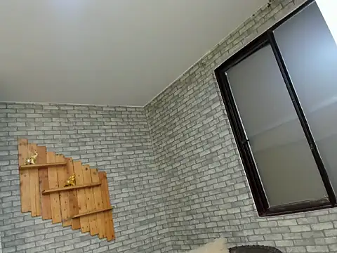 Alisonn Doll online show from 8, 11, 2025