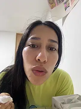 Amelia Rivas online show from 4, 4, 2026