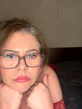 SaraNoir80 online show from 2, 10, 2025