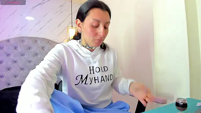 Iris  77 online show from 8, 10, 2025