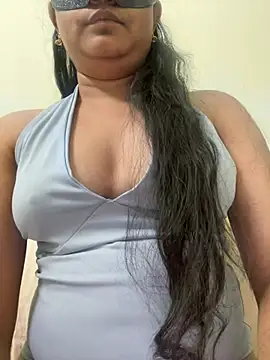 Snapshot of TeluguIshu_teen20 chatting on 17, 7, 2026 TeluguIshu teen20 online show from 17, 7, 2026
