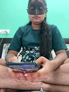 Snapshot of TeluguIshu_teen20 chatting on 9, 7, 2026 TeluguIshu teen20 online show from 9, 7, 2026