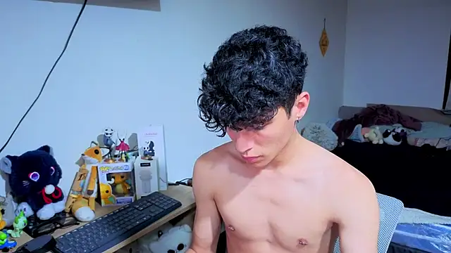 Snapshot of TwoBoys4Cum chatting on 26, 11, 2025 TwoBoys4Cum online show from 26, 11, 2025