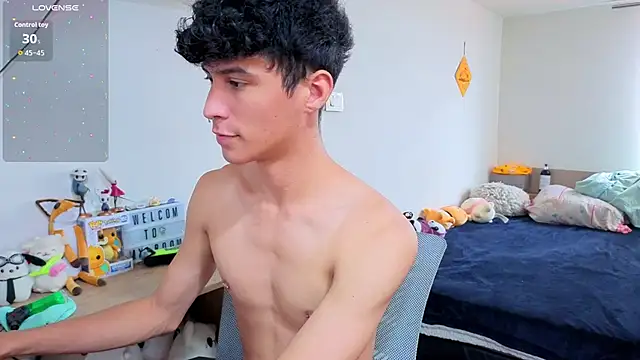 Snapshot of TwoBoys4Cum chatting on 1, 12, 2025 TwoBoys4Cum online show from 1, 12, 2025