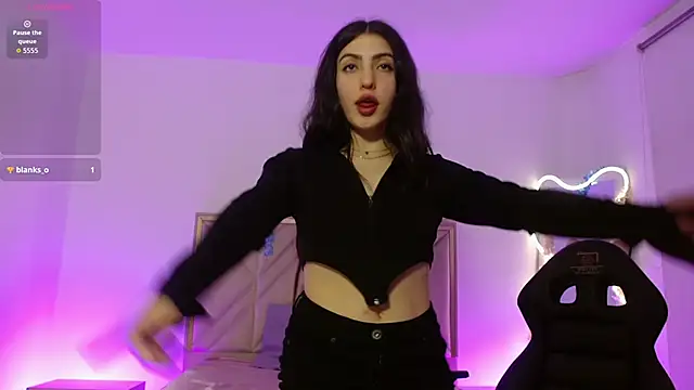 Ixchel tay online show from 22, 10, 2025