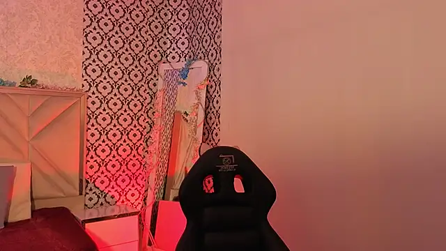 Ixchel tay online show from 13, 3, 2026