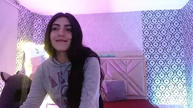 Ixchel tay online show from 6, 1, 2026