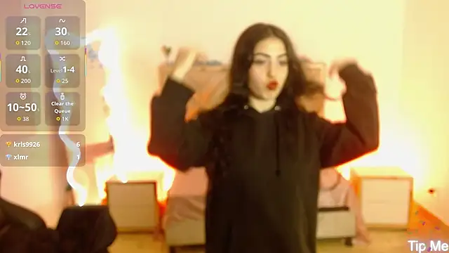 Ixchel tay online show from 9, 10, 2025