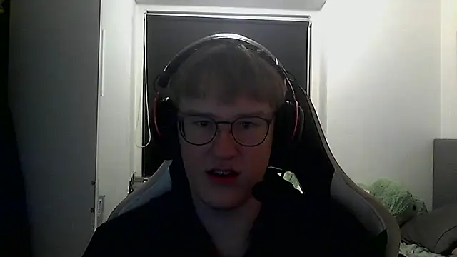 Snapshot of 6foot7michael chatting on 26, 9, 2025 6foot7michael online show from 26, 9, 2025