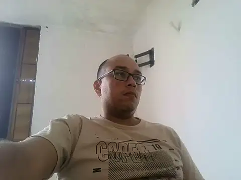 Calvitoxsex69 online show from 29, 9, 2025