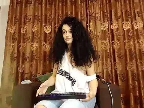 JadeLure online show from 30, 9, 2025