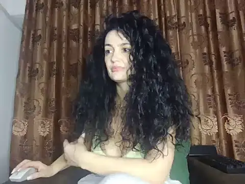 JadeLure online show from 6, 11, 2025