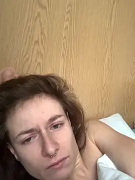 GoldenPussy1329 online show from 13, 2, 2026