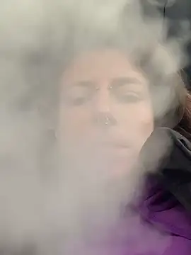 GoldenPussy1329 online show from 21, 12, 2025