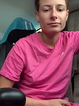 GoldenPussy1329 online show from 8, 11, 2025