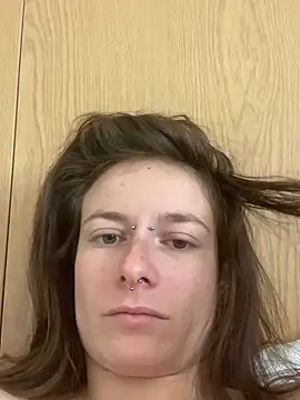 GoldenPussy1329 online show from 24, 3, 2026