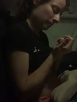 GoldenPussy1329 online show from 17, 5, 2026