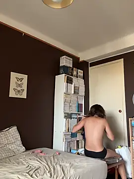 GoldenPussy1329 online show from 11, 7, 2026