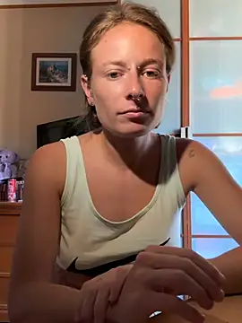 GoldenPussy1329 online show from 19, 7, 2026