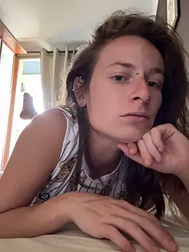 GoldenPussy1329 online show from 21, 6, 2026