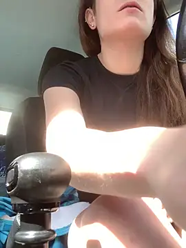 GoldenPussy1329 online show from 9, 4, 2026