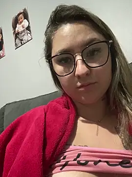 Snapshot of alegata27 chatting on 29, 5, 2026 alegata27 online show from 29, 5, 2026