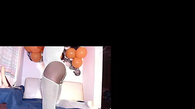 taylor hot85 online show from 31, 10, 2025