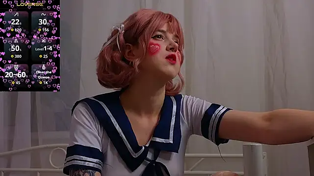 luna son online show from 8, 10, 2025