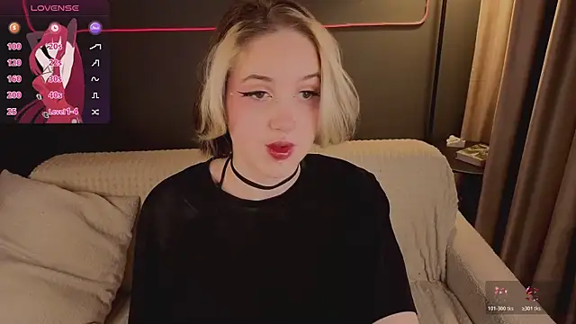 luna son online show from 13, 3, 2026