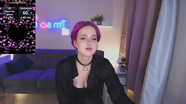 luna son online show from 9, 10, 2025