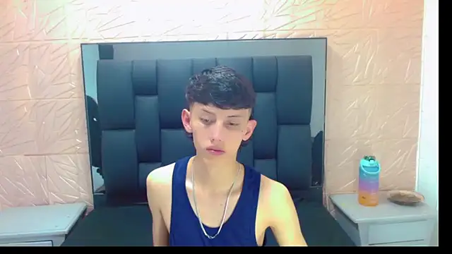 thaigo twink38 online show from 7, 11, 2025