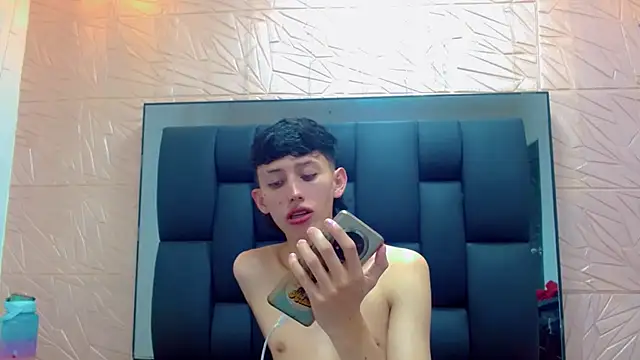 thaigo twink38 online show from 28, 11, 2025