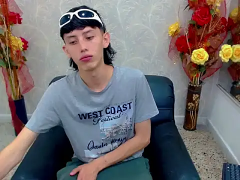 thaigo twink38 online show from 2, 10, 2025