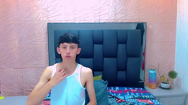 thaigo twink38 online show from 21, 10, 2025