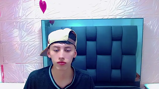 thaigo twink38 online show from 15, 2, 2026