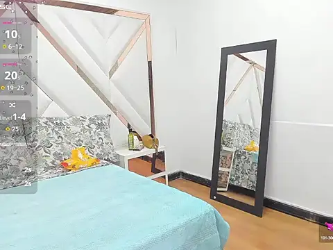 AliceCat 01 online show from 15, 12, 2025