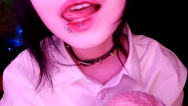 Beeping Creature online show from 20, 10, 2025