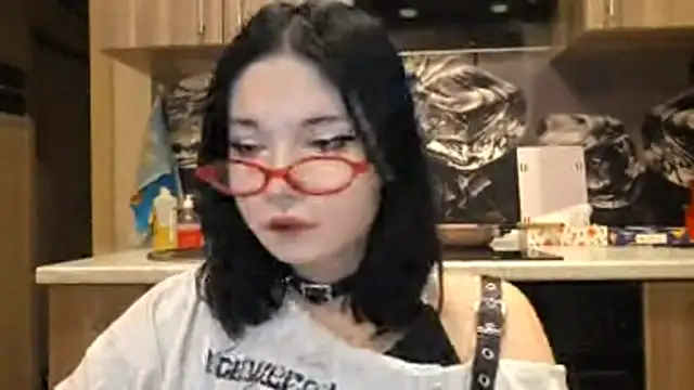 Beeping Creature online show from 12, 1, 2026