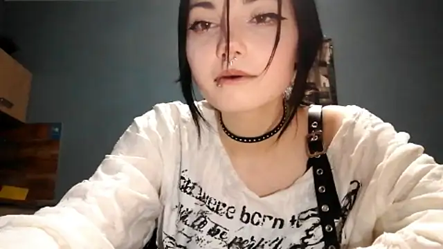 Beeping Creature online show from 3, 10, 2025