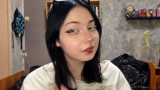 Beeping Creature online show from 7, 11, 2025