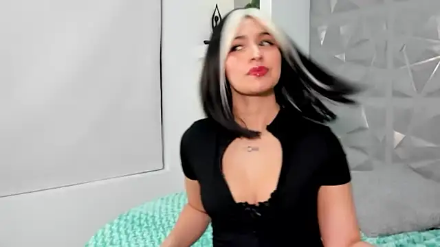 Maya Rivers online show from 24, 10, 2025