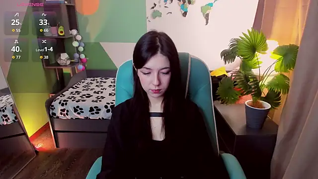 Snapshot of Azaliya_Haze chatting on 9, 10, 2025 Azaliya Haze online show from 9, 10, 2025